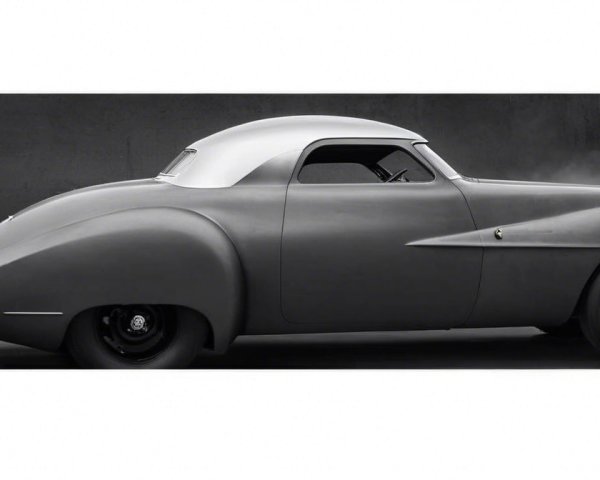 Classic Car with Aerodynamic Design and Retro Styling