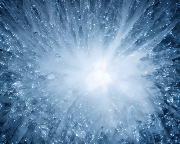 Radiant Burst of Light with Expanding Rays
