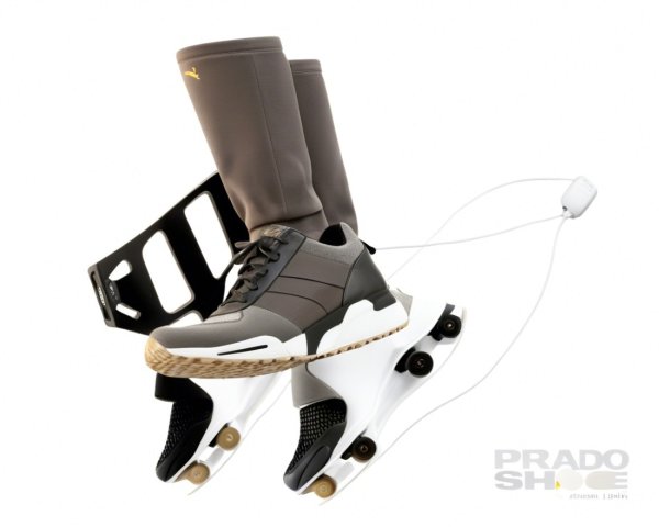 Innovative High-Top Roller Skates with Modern Design