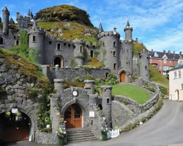 Majestic Castle on Rocky Hill with Charming Surroundings