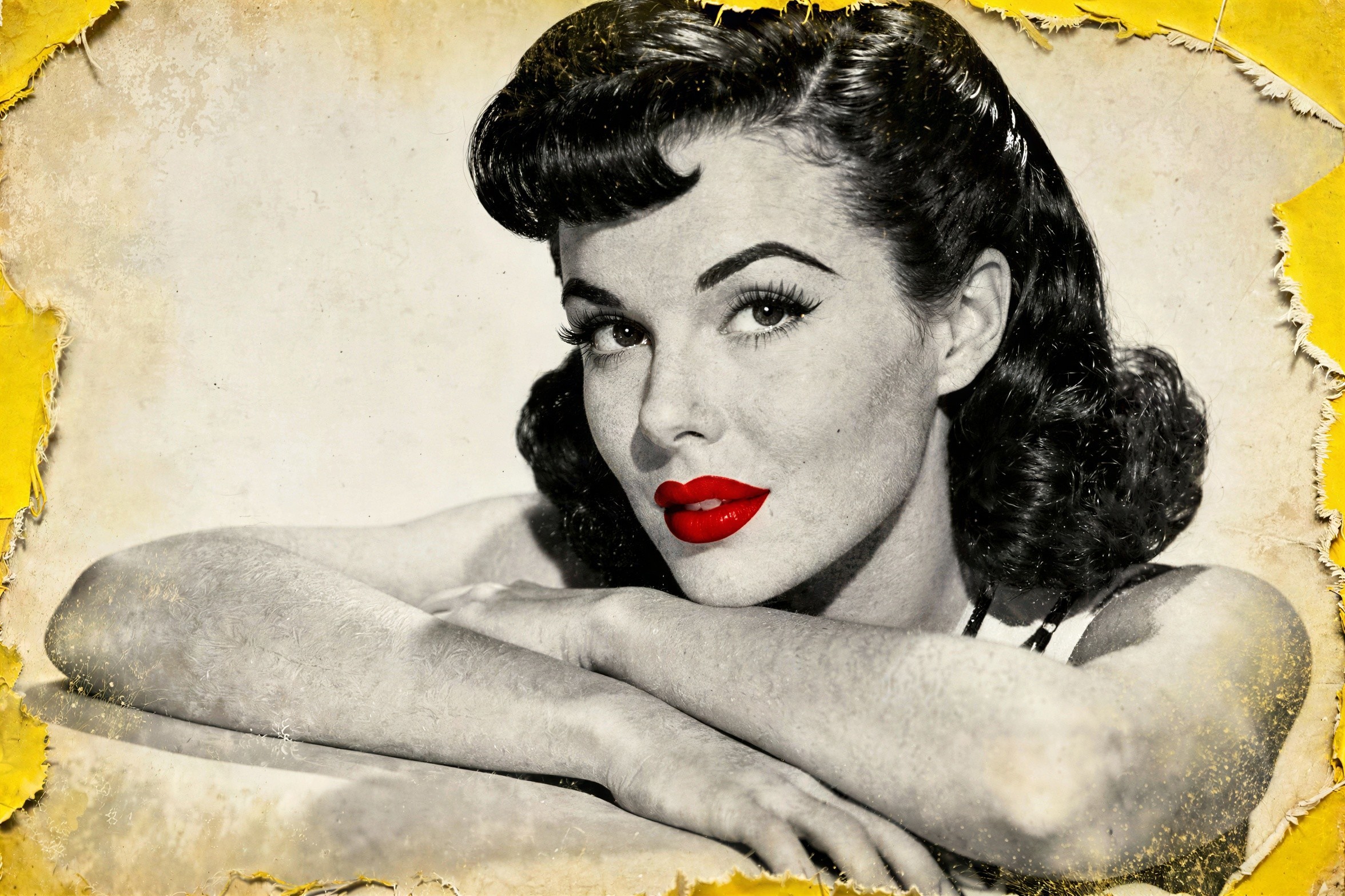 Black and White 1940s-Inspired Portrait of a Woman