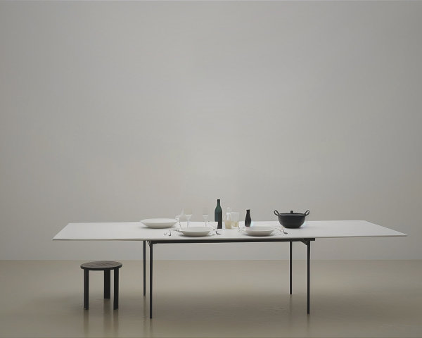 Minimalist Dining Setup with Elegant Tableware