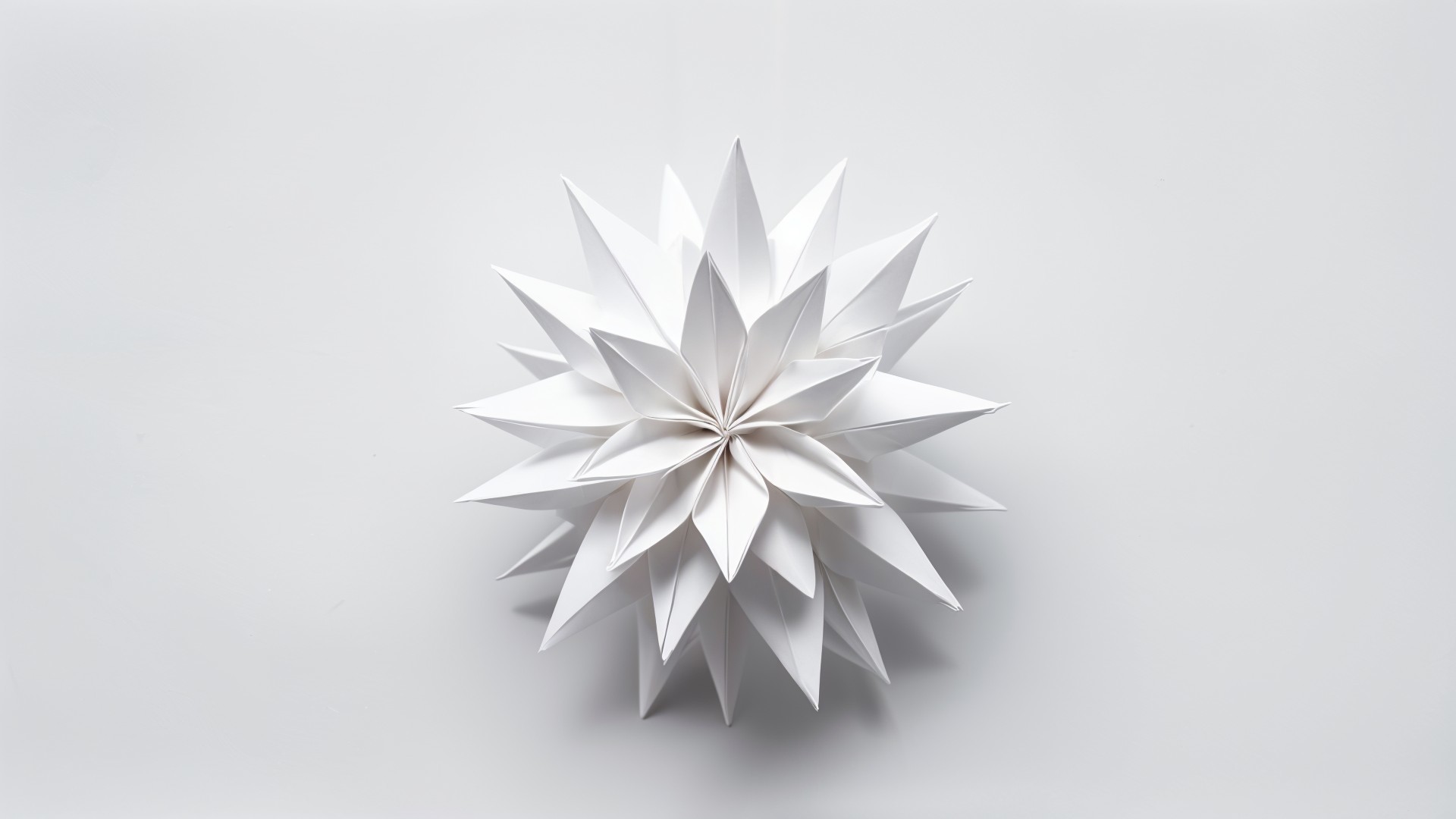 Three-Dimensional White Paper Star-Shaped Decor Piece